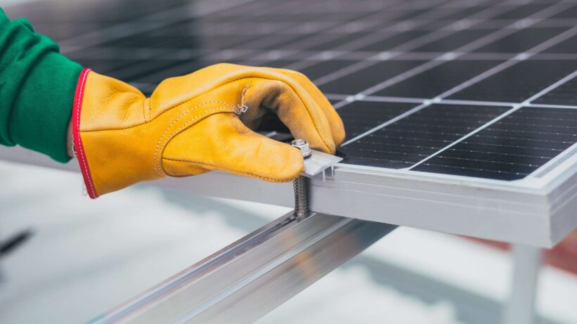 A hand holding a solar panel the blog of Solar Energy Solutions by sunteur renewables